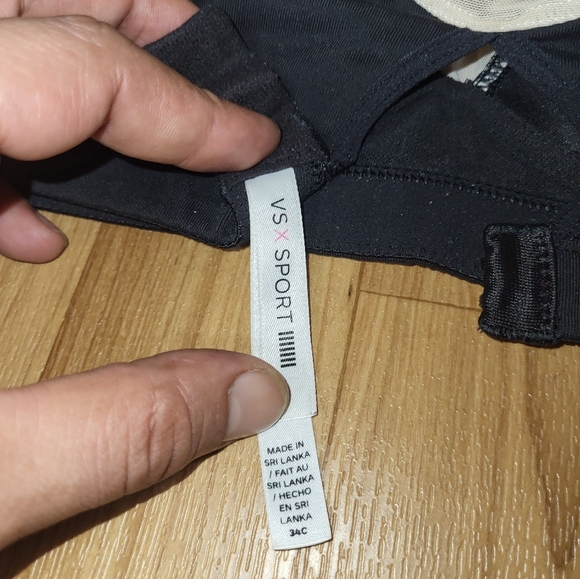 Victoria secret “x very sexy sport ” sports bra in monochrome 34C Black - Picture 8 of 9